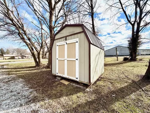 308 W Brook St, Mitchell, IN 47446 photo 36