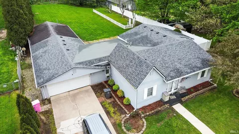 804 E Vistula St, Bristol, IN 46507