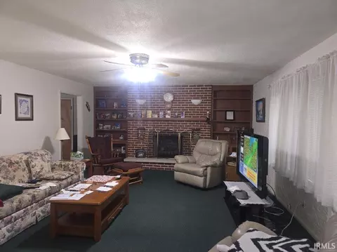 Living - 401 E Second St, Fairmount, IN 46928 photo 1 of 1