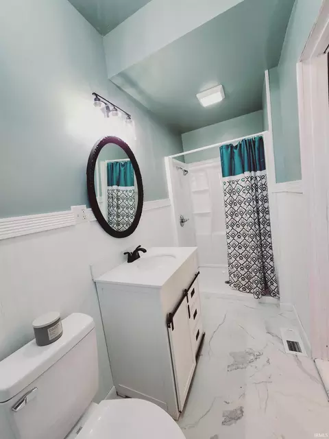 Bath - 324 S Ohio St, Bicknell, IN 47512 photo 1 of 1
