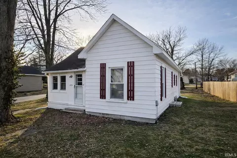 Other - 324 S Ohio St, Bicknell, IN 47512 photo 2 of 8