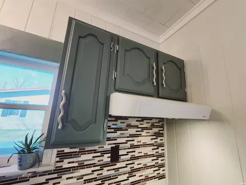 Kitchen - 324 S Ohio St, Bicknell, IN 47512 photo 3 of 3