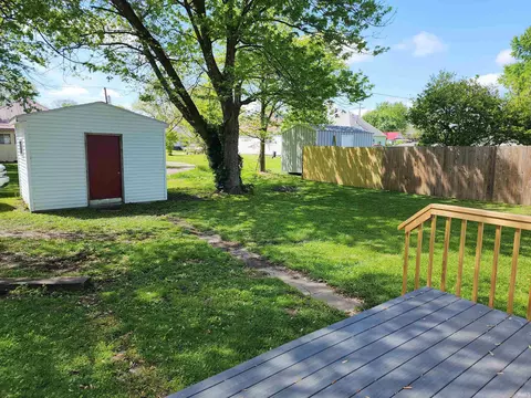 Exterior - 324 S Ohio St, Bicknell, IN 47512 photo 4 of 4