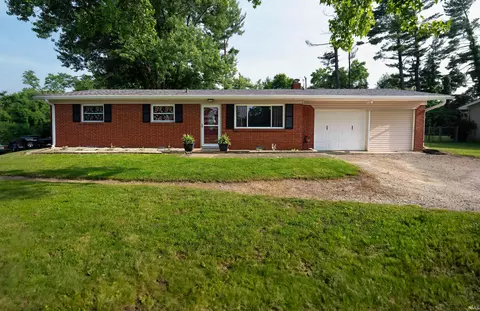 3945 W Walnut Leaf Dr, Bloomington, IN 47403 photo 1