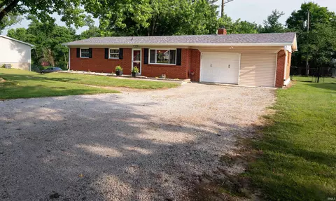 3945 W Walnut Leaf Dr, Bloomington, IN 47403 photo 2