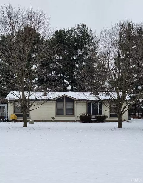 10788 N Ogden Rd, North Manchester, IN 46962