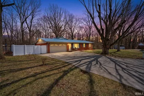 1008 Clay Ln, Kokomo, IN 46901