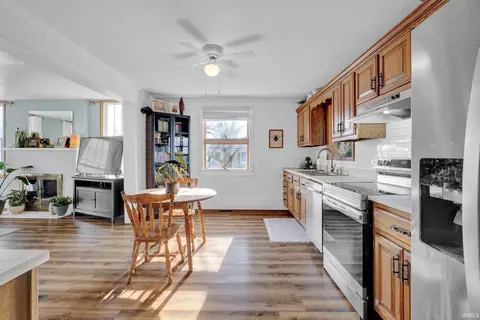 425 N 9th St, Mitchell, IN 47446 photo 10