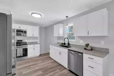 Kitchen - 904 Hall Ave, Oolitic, IN 47451 photo 2 of 2