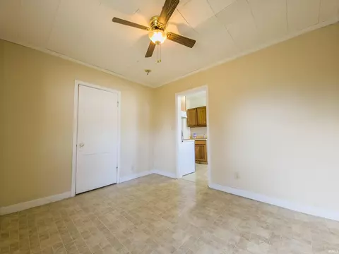 Living - 223 E 3rd St, Mount Carmel, IL 62863 photo 2 of 2