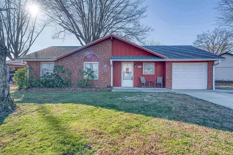 1831 Chickasaw Dr, Evansville, IN 47715