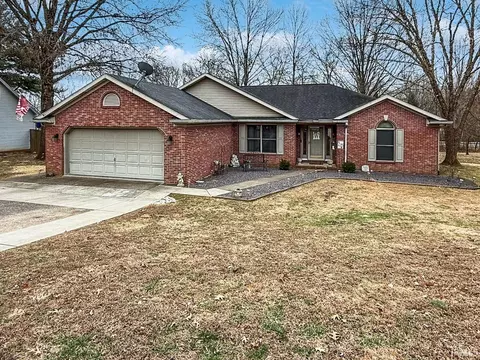 331 Southbrook Dr, Evansville, IN 47711