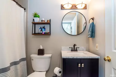 Bath - 737 E Moss Creek Cir, Bloomington, IN 47401 photo 5 of 5