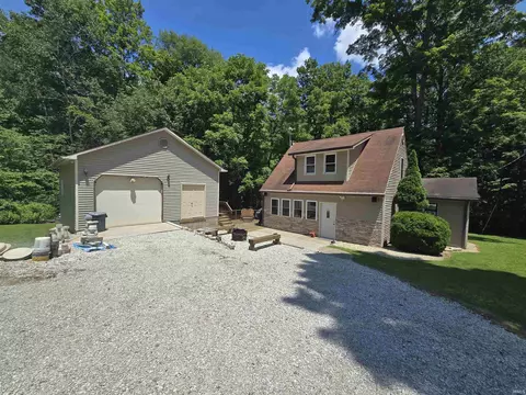 8252 W Chafin Chapel Rd, Ellettsville, IN 47429