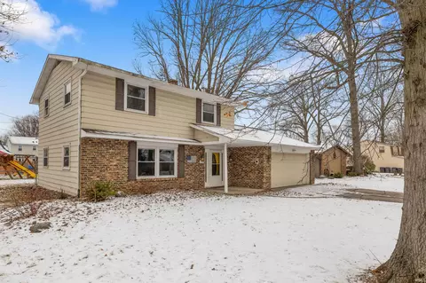 6822 Forest Glen Ct, Fort Wayne, IN 46815