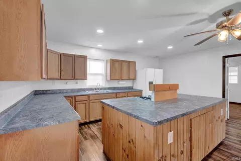 3530 Peerless Rd, Bedford, IN 47421 photo 7