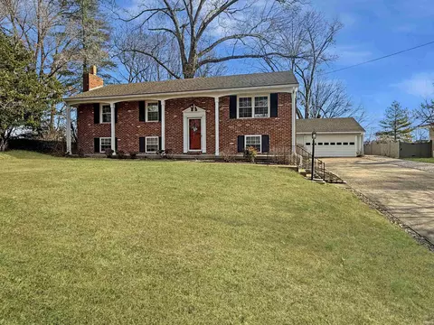 9119 Old State Rd, Evansville, IN 47711