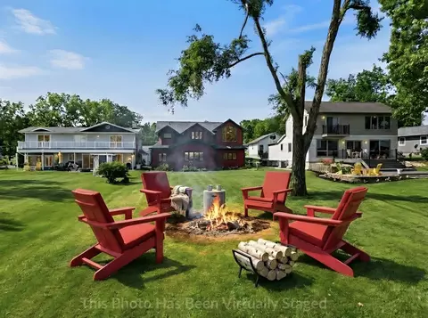 1791 Chapman Lake Dr, Warsaw, IN 46582