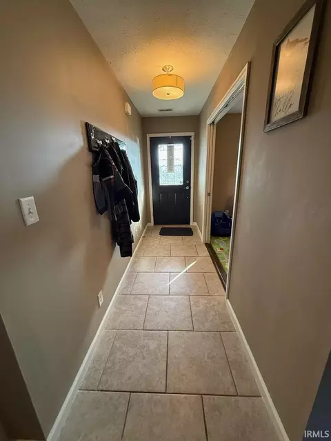 Entry Way - 3426 Charlais Cir, Delphi, IN 46923 photo 1 of 1
