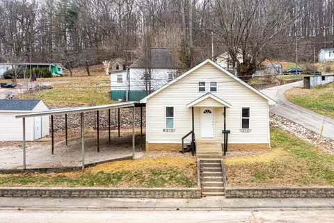 879 S Washington St, French Lick, IN 47432