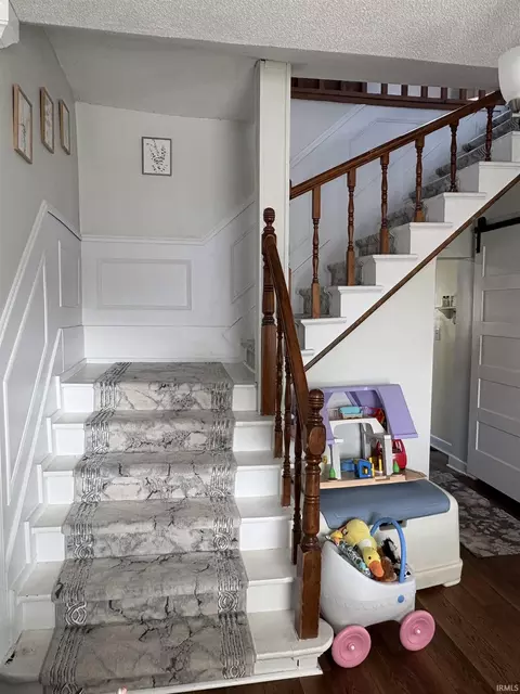 427 E Central Ave, Bluffton, IN 46714 photo 13