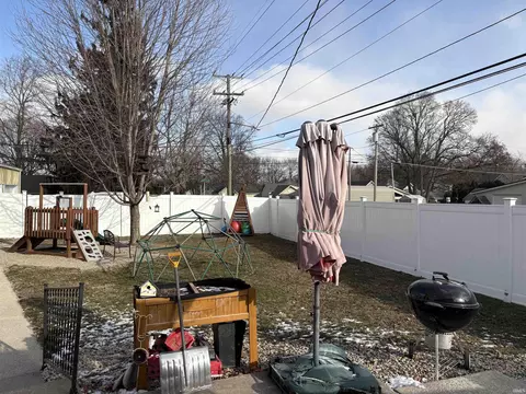 427 E Central Ave, Bluffton, IN 46714 photo 28