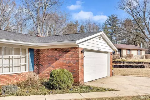 Exterior - 3665 E Robin Rd, Bloomington, IN 47401 photo 3 of 7