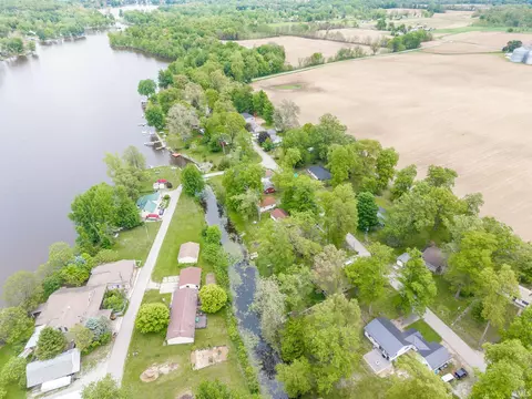 2375 S 460 E Rd, Lagrange, IN 46761