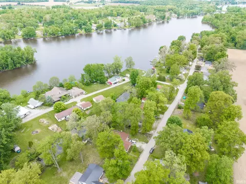 2375 S 460 E Rd, Lagrange, IN 46761