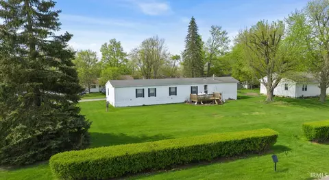 7665 Renner St, Hamilton, IN 46742