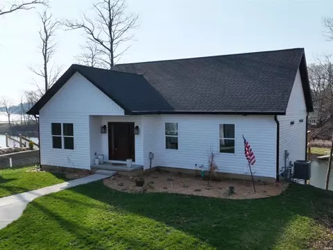 4033 N Denver Ct, Monticello, IN 47960