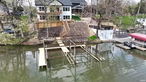 4033 N Denver Ct, Monticello, IN 47960