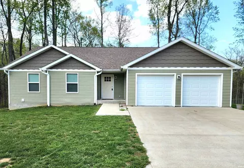 44 Sherwood Ln, Bedford, IN 47421