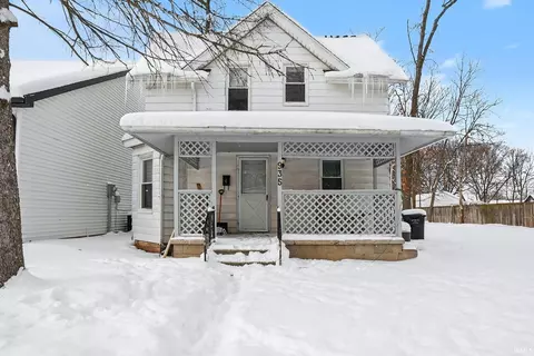 935 S 26th St, South Bend, IN 46615