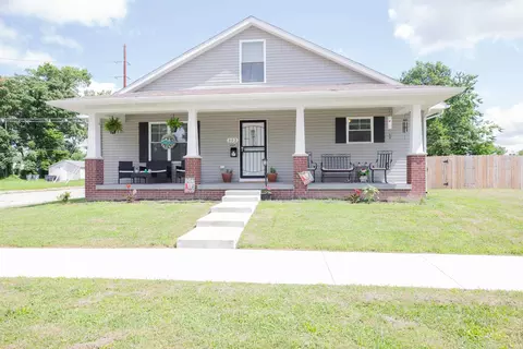 302 E Tennessee St, Evansville, IN 47711