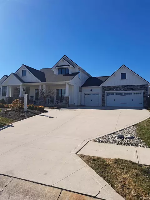 Exterior - 295 Quell Ct, Fort Wayne, IN 46845 photo 2 of 4