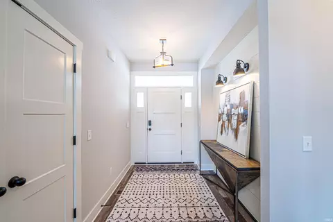 Entry Way - 295 Quell Ct, Fort Wayne, IN 46845 photo 1 of 5
