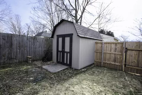 2709 S Pine Meadows Dr, Bloomington, IN 47403 photo 24