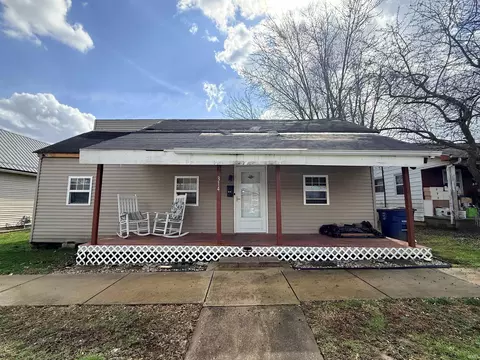 314 W Warren St, Mitchell, IN 47446