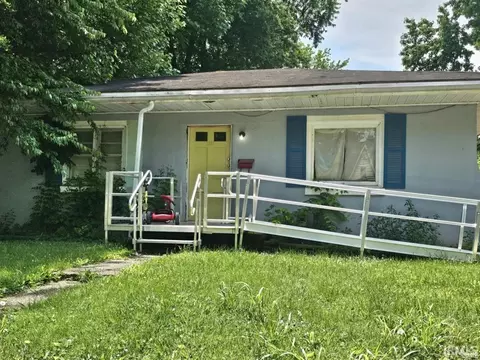 1521 Ravenswood Dr, Evansville, IN 47714