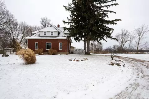 4246 S School St, Laotto, IN 46763