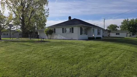 803 E Race St, Portland, IN 47371