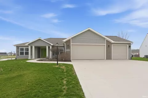 3810 Victoria Lakes Ct, New Haven, IN 46774
