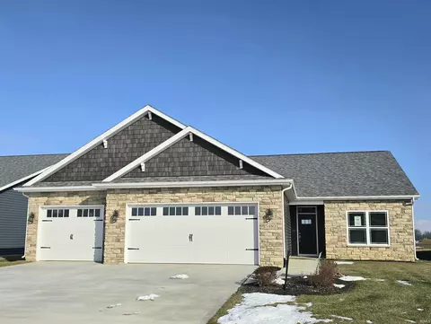 5480 Rio Azul Cv, Fort Wayne, IN 46818