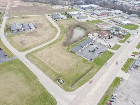 5 N Memorial Dr, New Castle, IN 47362