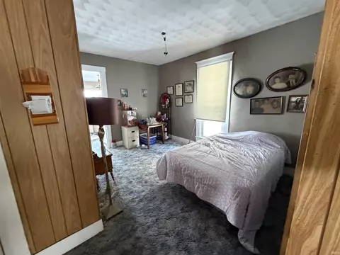 Bedroom - 1523 4th St, Bedford, IN 47421 photo 2 of 3