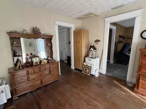 Other - 1523 4th St, Bedford, IN 47421 photo 3 of 5
