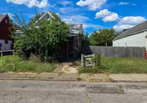 213 W 215 W Maryland St, Evansville, IN 47710