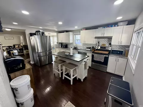 Kitchen - 706 E 9th St, Auburn, IN 46706 photo 1 of 2