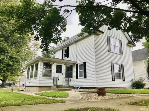 Exterior - 706 E 9th St, Auburn, IN 46706 photo 1 of 6